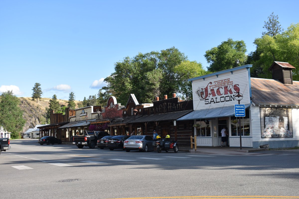 wanderlustmark's tweet photo. I miss 2019 on so many levels.
And yes, #saloons and #travel are ranked high on my list. ๐
@winthropwa #ThreeFingeredJacks #winthrop #washingtonstate #wanderlust https://t.co/WRGpNYGMUa