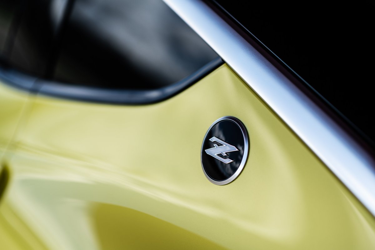CNETCars's tweet photo. Here's some detail shots of the Z Proto for you to drool over https://t.co/Z8G2Dprjd4 @NissanUSA @Nissan #NissanZ https://t.co/r7IThprySU