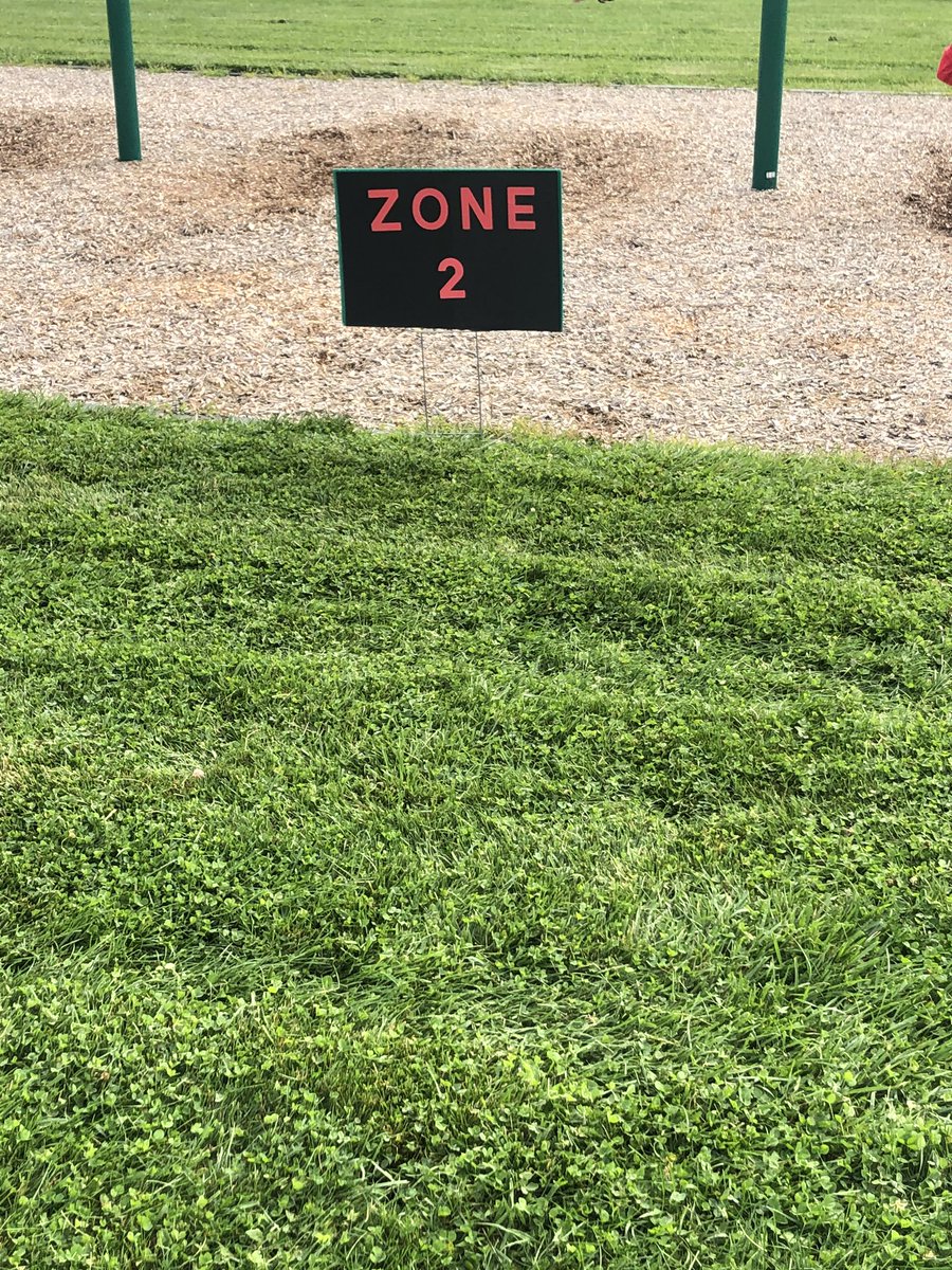 MrKnightSSS's tweet photo. The recess zones are ready at Barnes Elementary for the first day of lunch recess. The students are excited and full of energy on this cool September day. Even the praying mantis wanted to play outside today! #warh #respecttheram https://t.co/JwrL9F2C8y