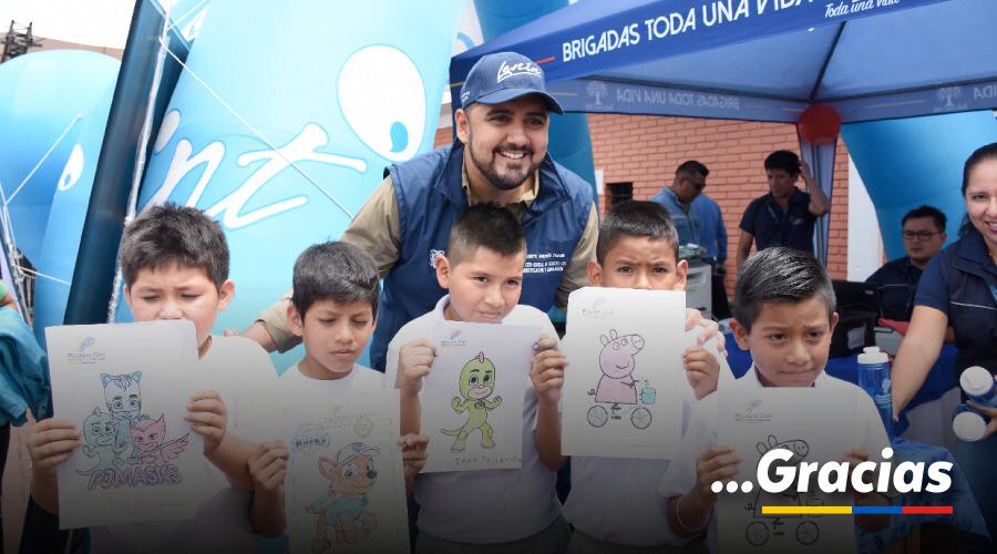TaianoVicente2's tweet photo. Hoy, concluyo una etapa llena de retos, aprendizaje y mucha alegría; estoy seguro que cada acción que realizamos fue para el bienestar de los usuarios y funcionarios de esta centenaria institución  @RegistroCivilec  Me voy con la satisfacción del deber cumplido. ¡Gracias! https://t.co/Szt0nRwPoa