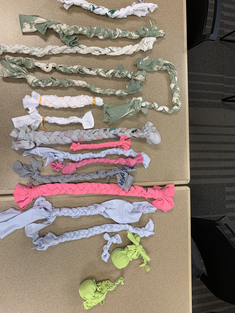 Tonight we made dogs toys with old t-shirts for the New Nodaway Humane Society!!! Hope they enjoy them. 🐶🐶