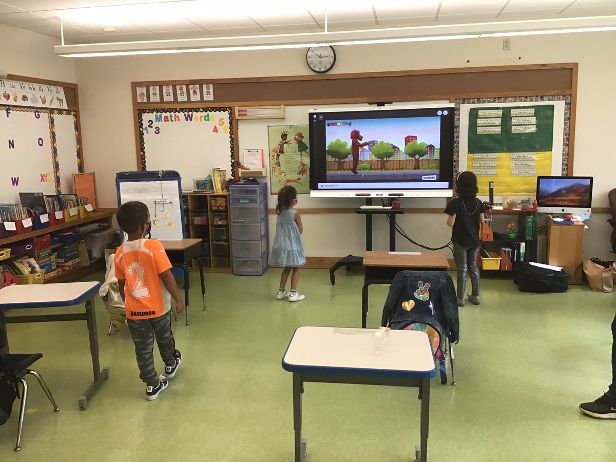 Between our first day activities we made time to sanitize our hands and have some socially distant movement fun! #heathcotepride #1-LS #funinfirst <a href="/Ms_KLeary/">K. Leary</a>