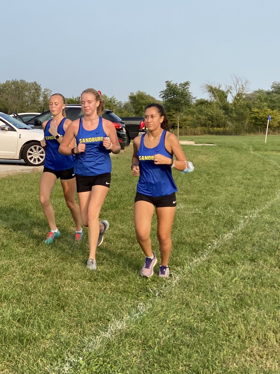 Putting in some work <a href="/SandburgXC/">Sandburg Girls XC</a> <a href="/EaglesAthletics/">Sandburg Athletics</a> <a href="/SandburgHS/">Carl Sandburg H.S.</a>