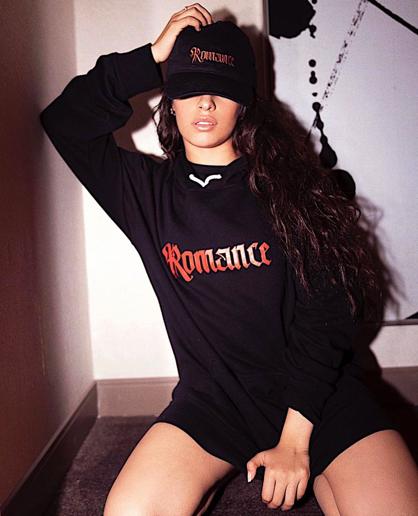 CamilaKarlaCab3's tweet photo. damn. https://t.co/vVHT3e45vO