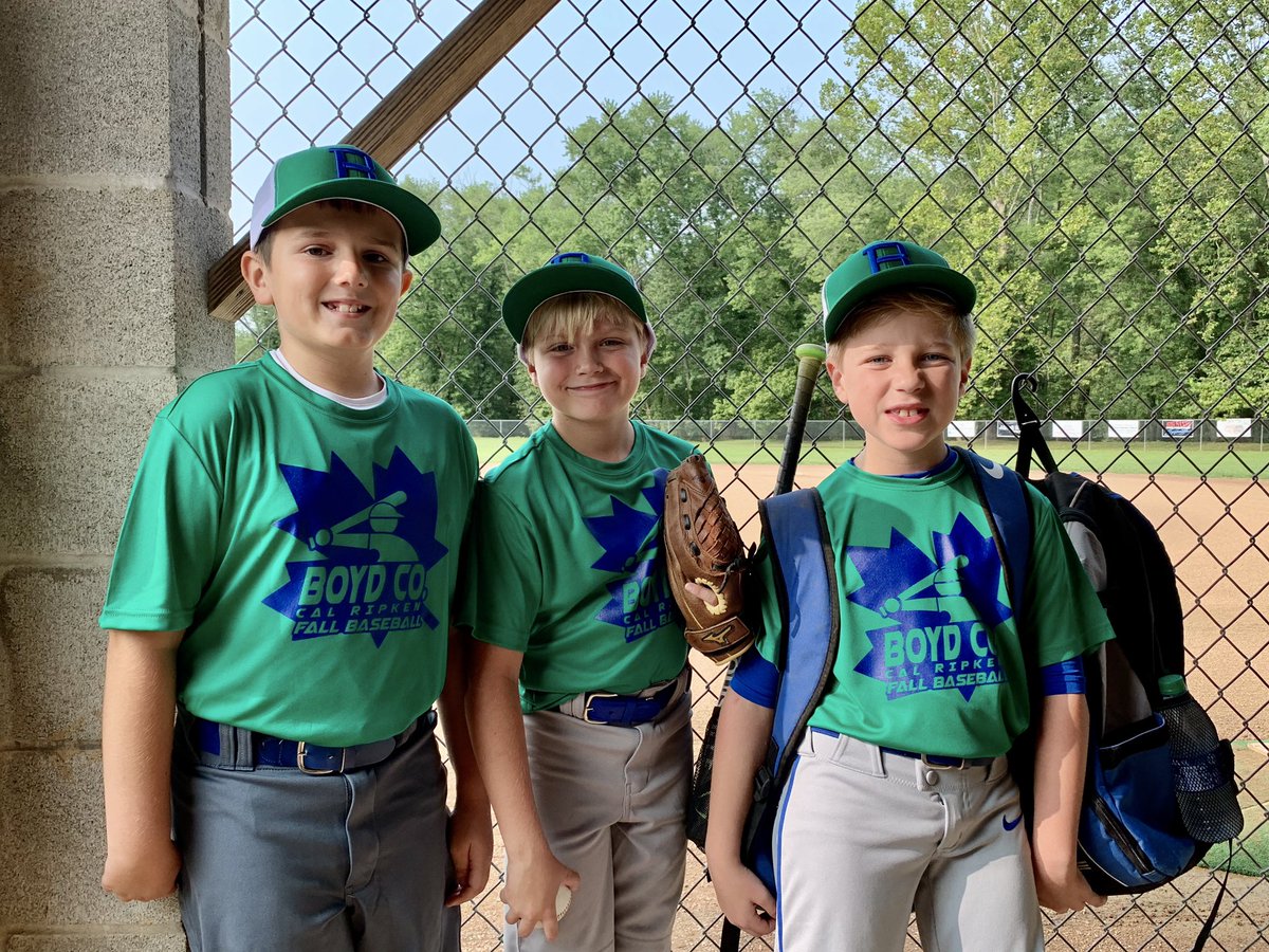 BCLionsElkins's tweet photo. Love this crew! Boyd County Cal Ripken League Fall Ball. #BoydCounty supported by @ZellaRoseBoutiq https://t.co/twKgDBROhm