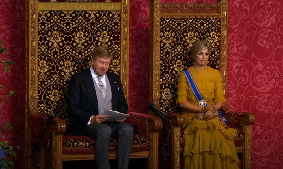 Waardering van de Koning tijdens de #troonrede voor zorgmedewerkers. Onder moeilijke omstandigheden ging de zorg voor ouderen door. 

<a href="/ActiZbranche/">ActiZ</a> pleit daarom voor minder werkdruk en administratieve lasten in de #ouderenzorg. Lees hier waarom 👉 bit.ly/2FpNJnv