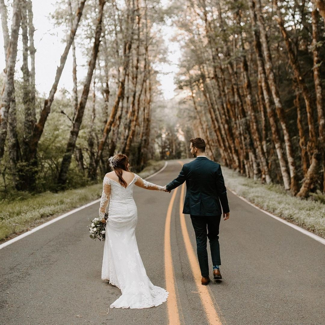 sinceritybridal's tweet photo. "Dream without fear; love without limits" ✨⠀
#Style_44169
@charlottesweddings
.
.
.
#weddingdressideas #wedding2020 #allthingsbridal #weddingdressshopping #bridaltrends #2020bride #weddingideas #bridalstyle #bridalinspo #sayyestothedress #saidyestothedress #SincerityBride #R https://t.co/NEU4FI5q5f