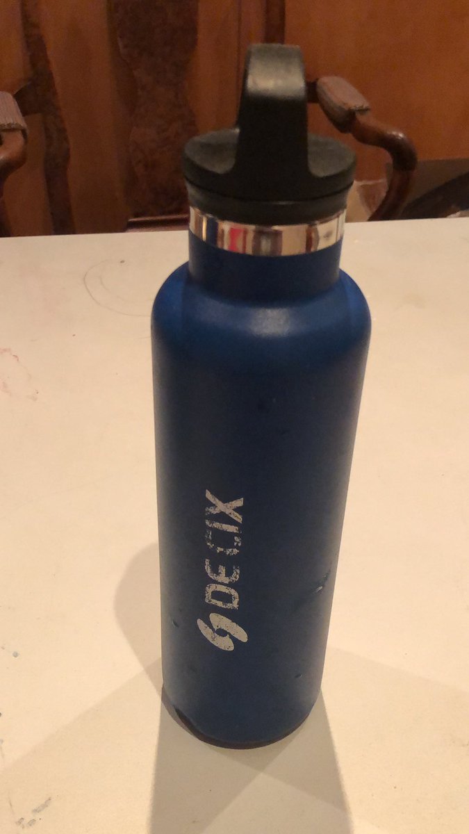 ma499's tweet photo. My @DECIX water bottle from @Peering_Forum #epf14 #epf2019 #Talinn is the best conference swag I’ve ever picked up. Last month in 🇨🇾 I still had ice cubes after more than 24 hours on multiple days in ~40 deg C - outperformed the ones we actually bought! https://t.co/nxKdlKXzNu