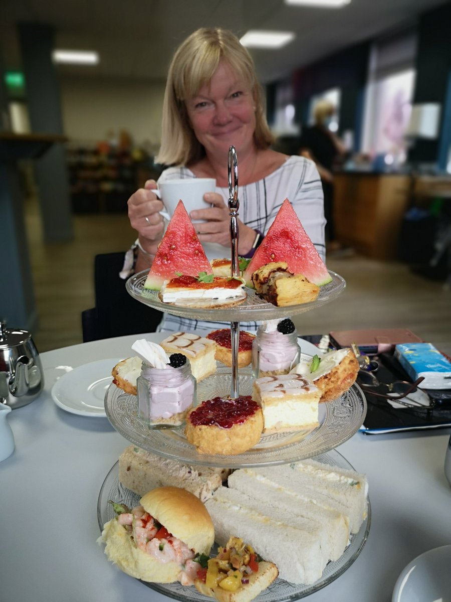 Fchambers247's tweet photo. Lovely, productive afternoon with @alisond267 https://t.co/23OLYwUqol
