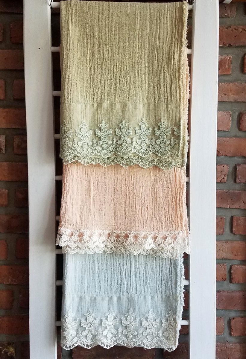 TelarTere's tweet photo. Estamos en septiembre y necesito un poco de color...
por eso tiño mis pashminas de gasa rústica con tintes natutales ... un proceso apasionante y el producto final exclusivo!
Te dejo mi IG por si querés ver más..
https://t.co/6kmH54IVWM https://t.co/Hb1JFG5ZaC