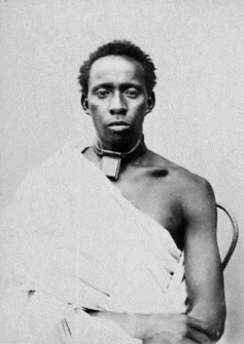 The object worn around the neck is called 'Qardhasso', it has an inscription of the Qur'an, and nomads wear it for protection to ward off the evil eye and negative spirits.Neriib Muhammed, 'Isa clan of Djibouti, 22 yrs. #Djibouti  #Somali