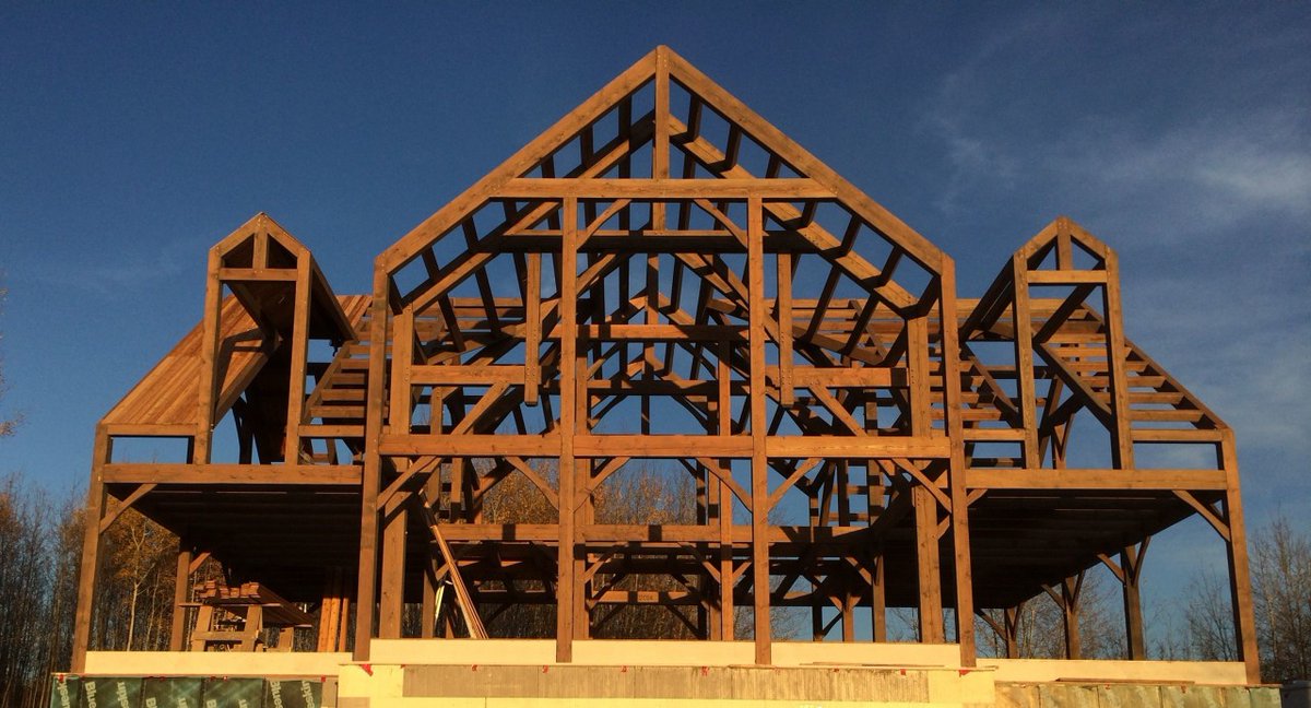 miratimberframe's tweet photo. Creating large open spaces while retaining a warm welcoming atmosphere can be difficult with common building materials. Incorporating timber frame elements for the primary structure allows you to get the best of both requirements. MiRA Timber Frame's de... https://t.co/BSgz2mEBTE https://t.co/b4NeLQ4hFw