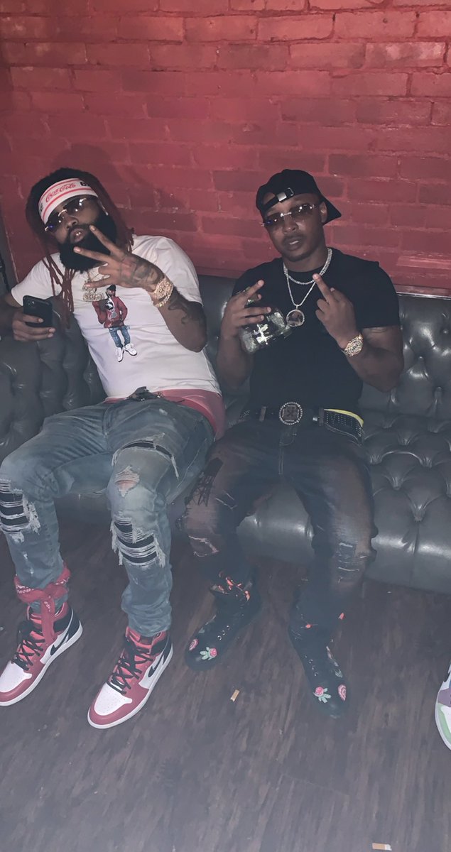 therealking_ay's tweet photo. Me and @SkubaBaby https://t.co/zZRDbncjIO