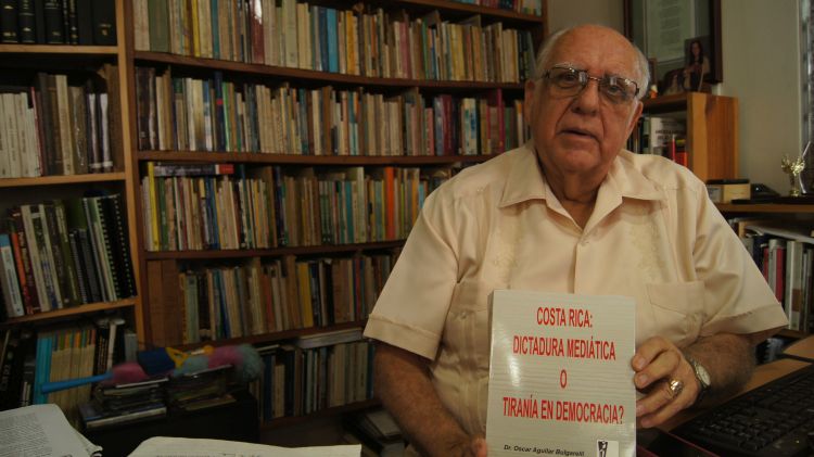 #NoticiasCRC Historiador cuestiona que edificios públicos se visten para festejos LGBTI y no para el mes de la Patria
crc891.com/historiador-cu…