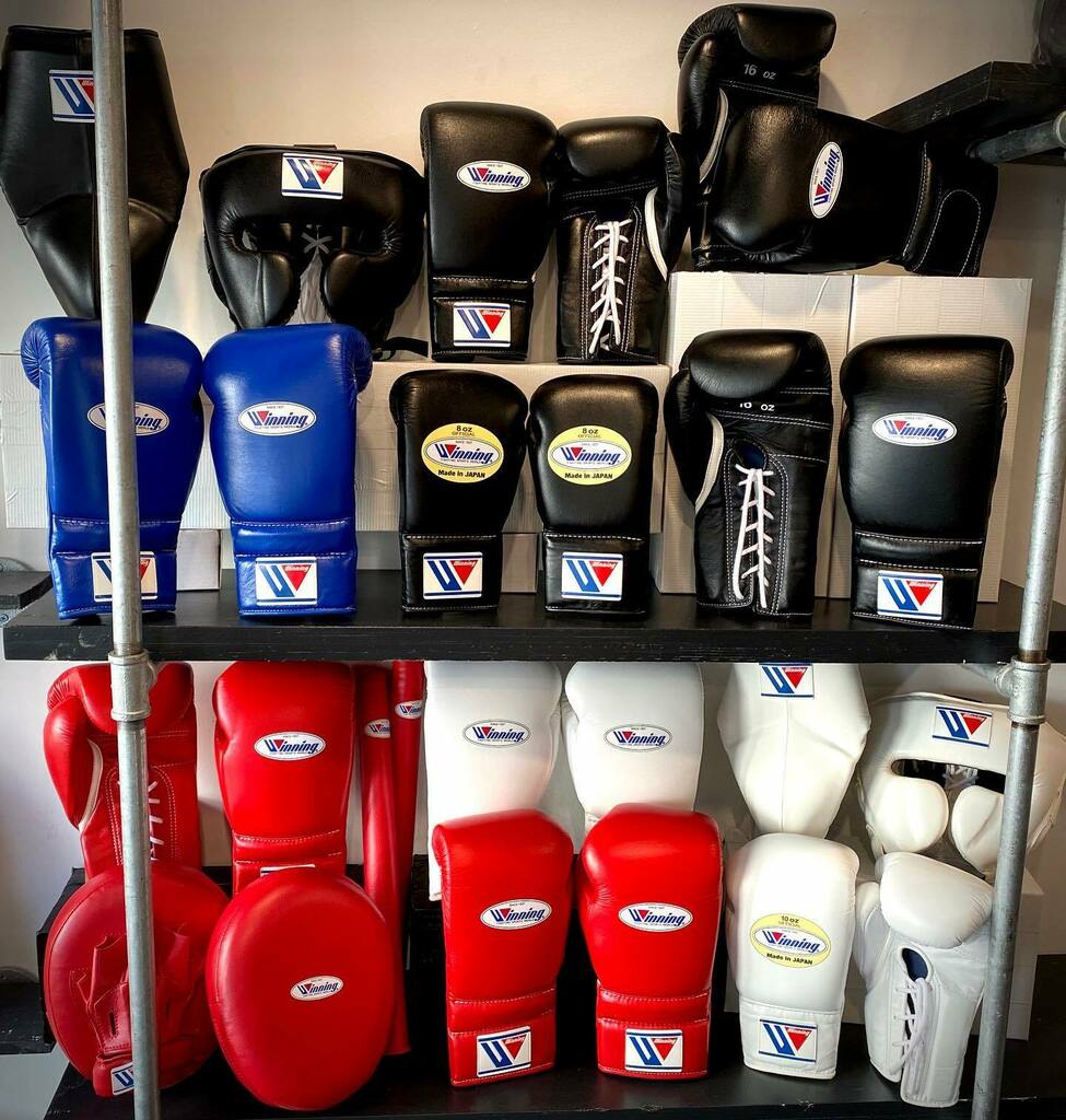 HNLFightShop's tweet photo. Winning🇯🇵🇯🇵
.
available at https://t.co/UzSMqlFZRH (link in bio)
.
Free shipping in Hawaii!!
.
.
.
#winning #boxinggloves #headgear #groinprotector #stickmitts #airmitts #laceup #velcro #boxing #mma #kickboxing #muaythai #martialarts #bjj #fight #train … https://t.co/2jt8VY8fzP https://t.co/SmbcA5RDFy