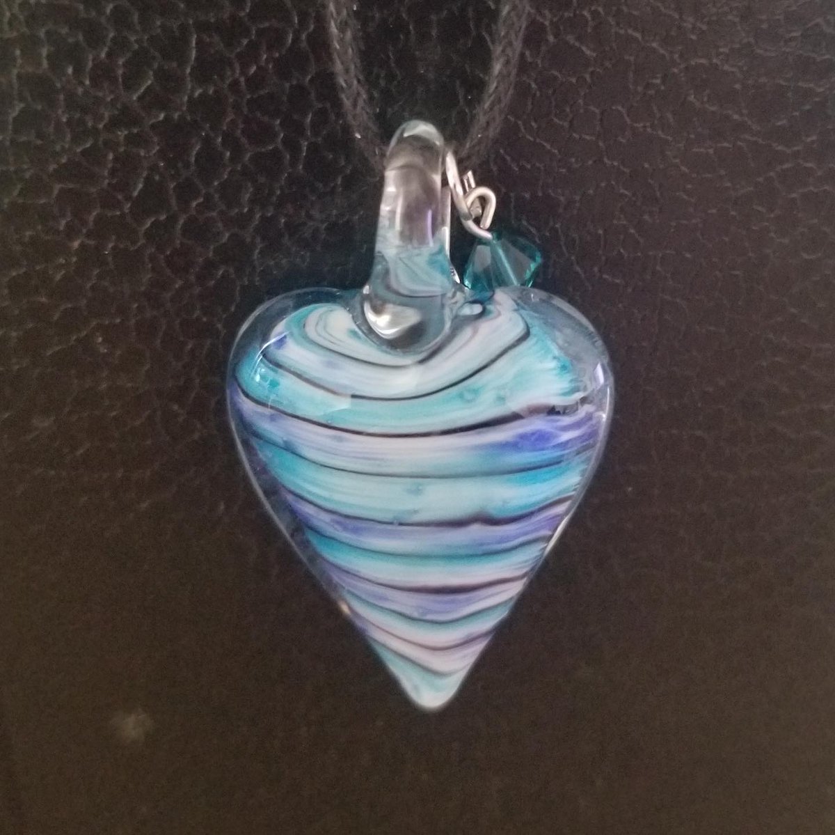 ProgEmp's tweet photo. We are so excited to kick off our 1st ever Virtual Raffle! We'll be announcing a raffle prize each day & will be drawing the winners on Wed. Sept 23rd.🎉First prize courtesy of Katie at Faith Designs. For more info: https://t.co/Hp6cFszBMV #FUNdInclusion #raffle #nonprofitlove https://t.co/4nLRj23HR5