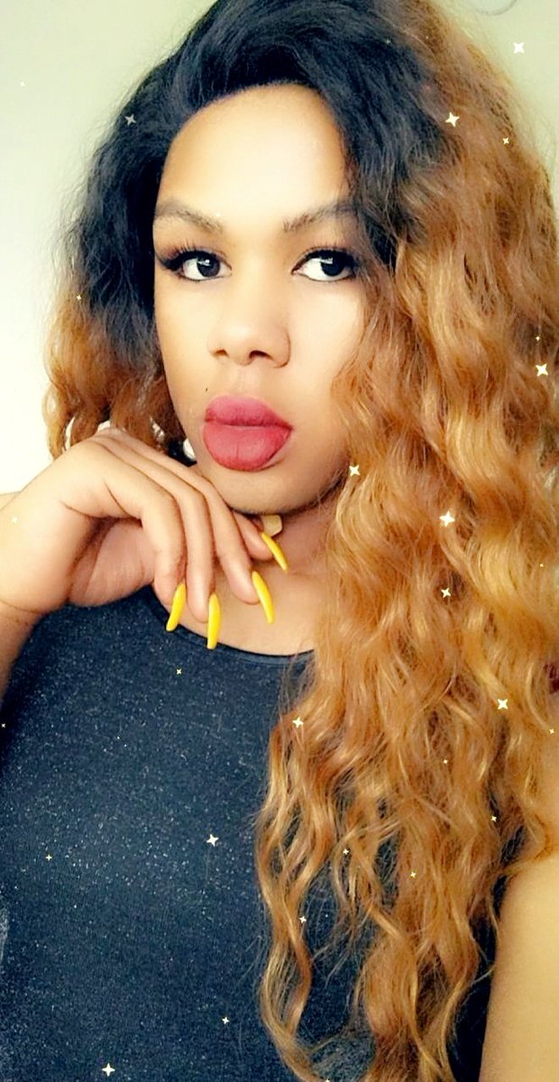 adrianacapone_'s tweet image. I wasn't lying when I said "Bad Yellow Bitch, but I give em' Any FLAVA" in my BIG Remix. Which is coming #SOON #BIGREMIX #Freestyle💋🎤💯