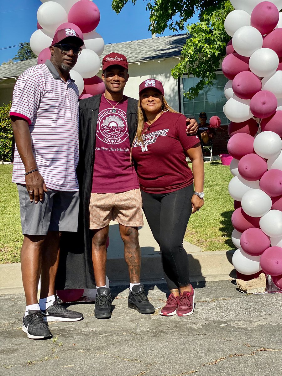 srjxi's tweet image. A visual checkpoint to mark my next step in life. Because of them, I am. Who I did/do it for. #ripPapa