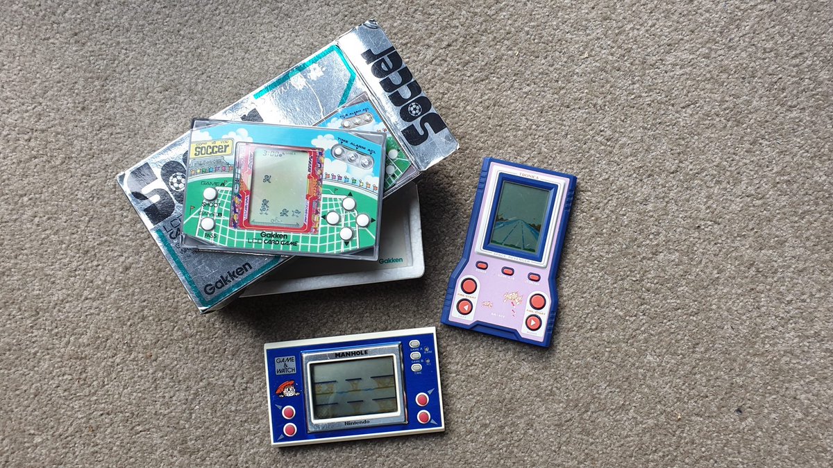 Manhole - Nintendo Game & Watch Gakken LCD Card Game SoccerSpace Revenger - Tronica  https://www.trademe.co.nz/gaming/other/listing-2783000383.htm