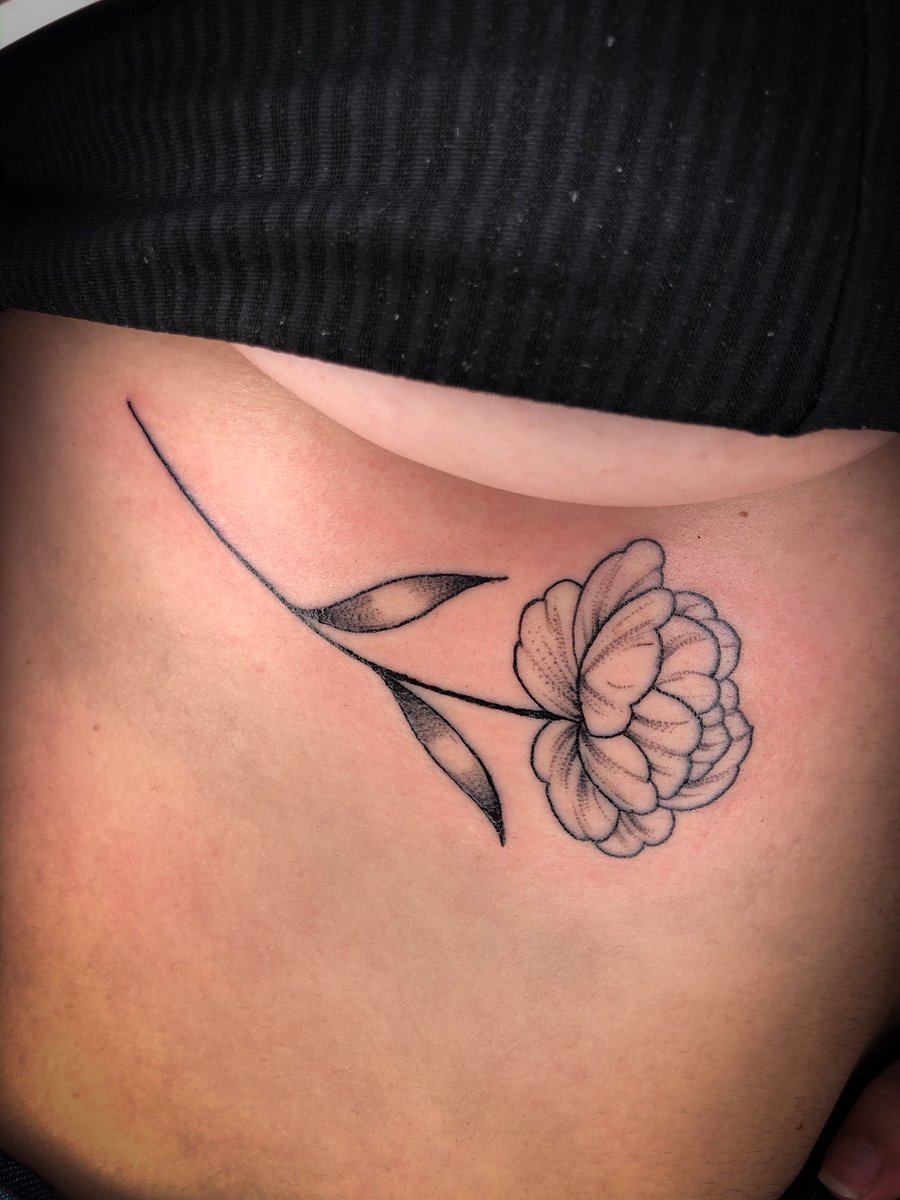 chuloMtzTATTOO's tweet photo. Gracias por volver y por tu buena onda! @larisaucedo10 saucedo #pinchestudio #tattoosexis #tattoogirls #tattoosdelicadas #lettering #letteringtattoo #frases #frasesemingles #underboobtattoo #underboob #underboobs #pielesdelicadas #mujerestatuadas #flawers🌸 #flawerstattoo https://t.co/3po137gXtI