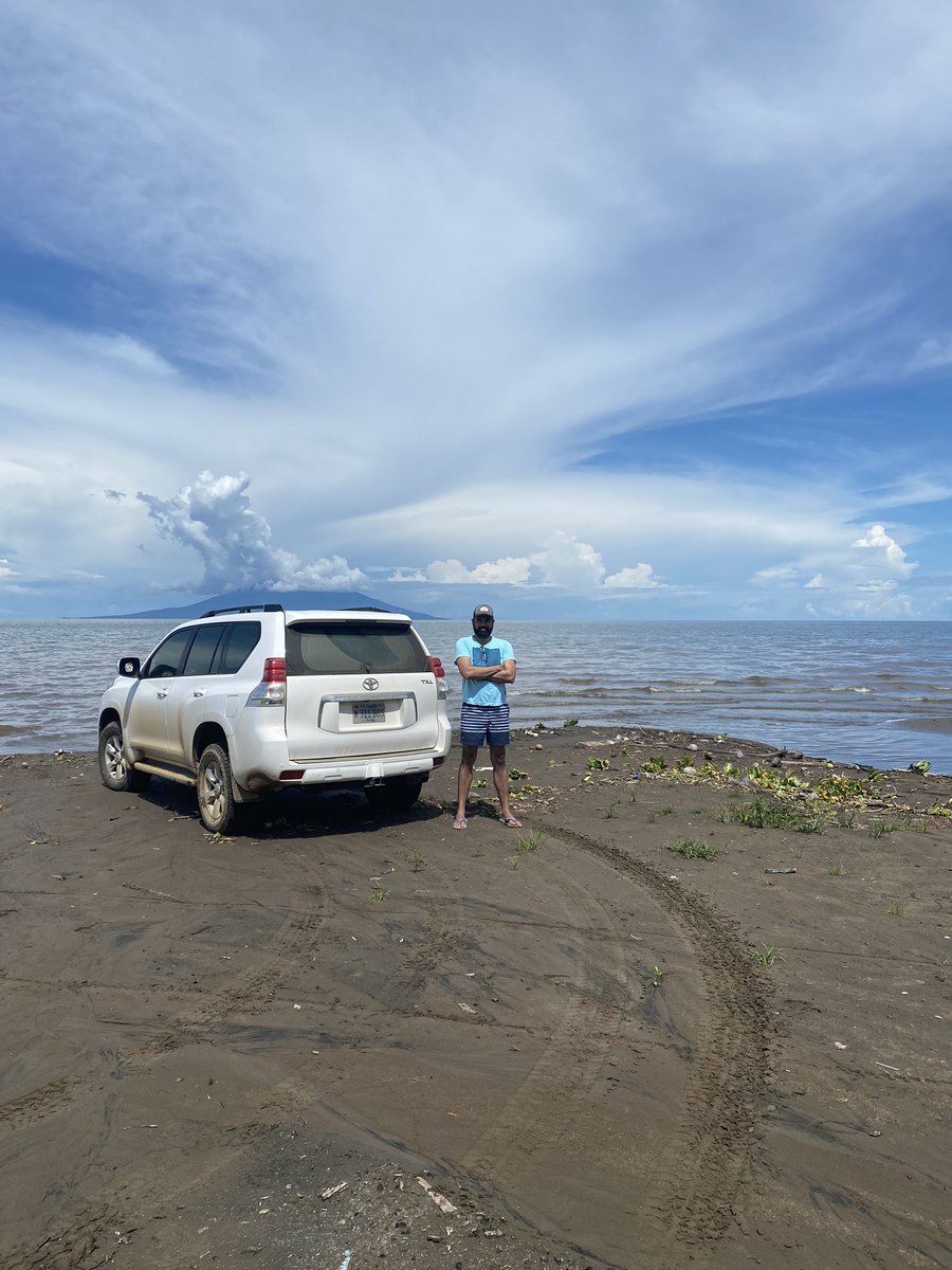 JPrules00's tweet photo. Haciendo un poco de 4x4.
#4x4 #offroad #overlanding #cocibolca #nicaragua #lc150 https://t.co/7pRCLcFDwg