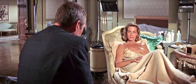 Otros títulos destacados de su filmografía son “Bright Leaf” (1950), “How to Marry a Millionaire” (1953), “Blood Alley” (1955), “Written in the Wind” (1957), “North West Frontier” (1959), “Harper” (1966), “Murder on the Orient Express"