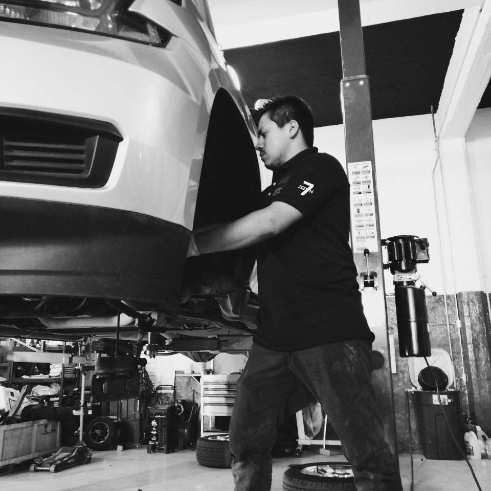 SevnSecurity's tweet photo. México es un país lleno de personas trabajadoras, responsables y talentosas.
Hoy más que nunca ¡Viva México! 🇲🇽
Festejemos ese orgullo de ser mexicanos 💪🏻 🌶️
#SecurityVehicles 🛡 #SEVN 7️⃣ #CDMX #León #Morelia #Puebla https://t.co/pbsQtGdBxg