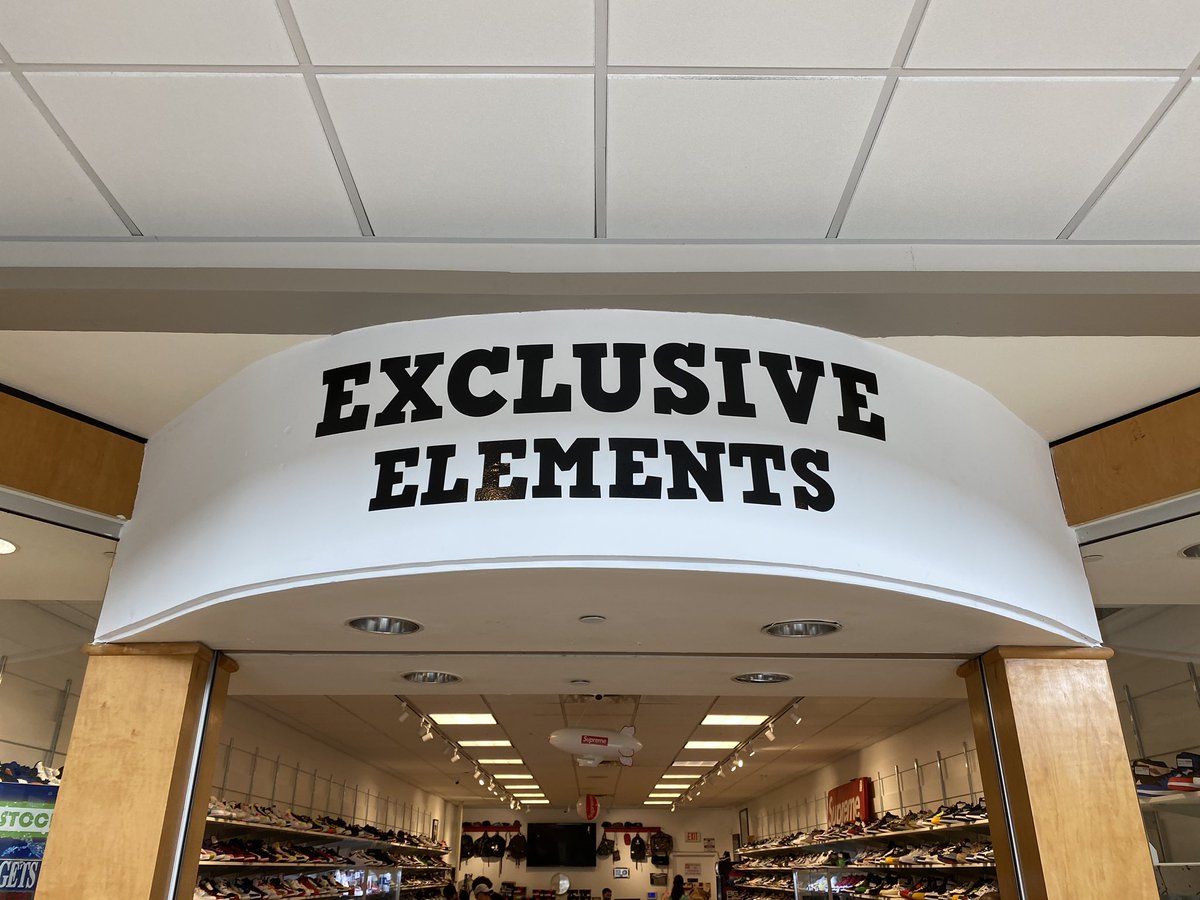 lizbethh__2's tweet photo. Hit up my cousins store at Almeda Mall 🤝 https://t.co/byNCAUC3Sm