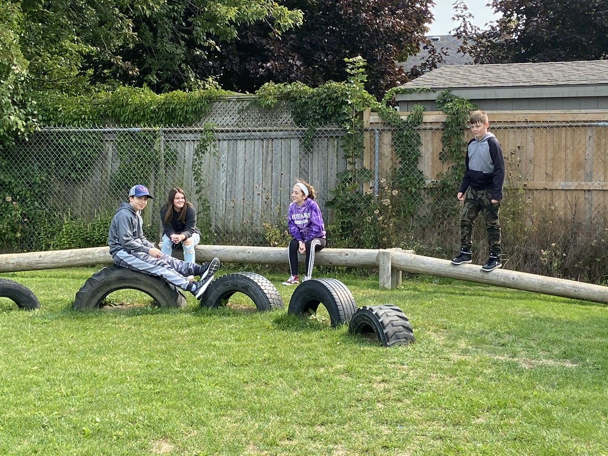 sjfgator's tweet photo. First day back for our Intermediate students and they are already finding socially distanced ways to connect with one another. So heart warming to see our Gators this week! 😊❤️ #LoveWithAnOpenHeart https://t.co/Y5UDBQrdQ6