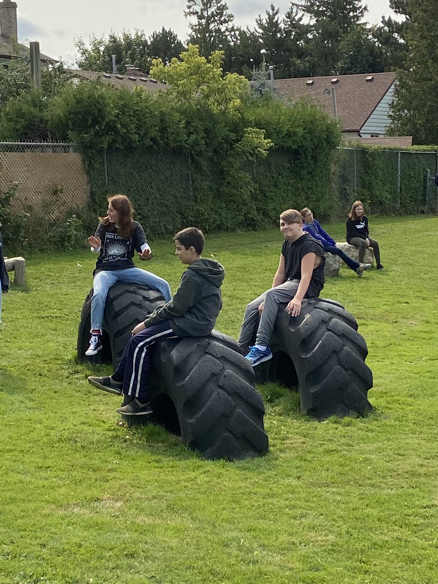 sjfgator's tweet photo. First day back for our Intermediate students and they are already finding socially distanced ways to connect with one another. So heart warming to see our Gators this week! 😊❤️ #LoveWithAnOpenHeart https://t.co/Y5UDBQrdQ6