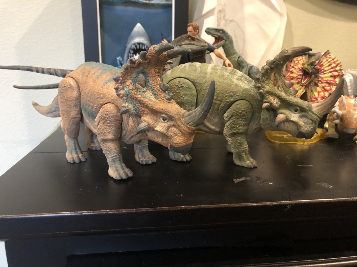 dinosaltss's tweet photo. the male (?) is done https://t.co/RSW0ef3zD7