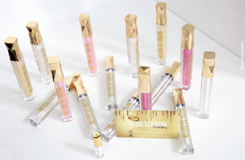 Ndcosmetics's tweet photo. @msprettyeyesx Shop Natural Distraction Cosmetics 👄 We represent Natural Beauty &amp; our products are all natural! ✨🍃 #lipgloss #naturalbeauty #shopblackowned #touchofnature https://t.co/qXToS50wHZ