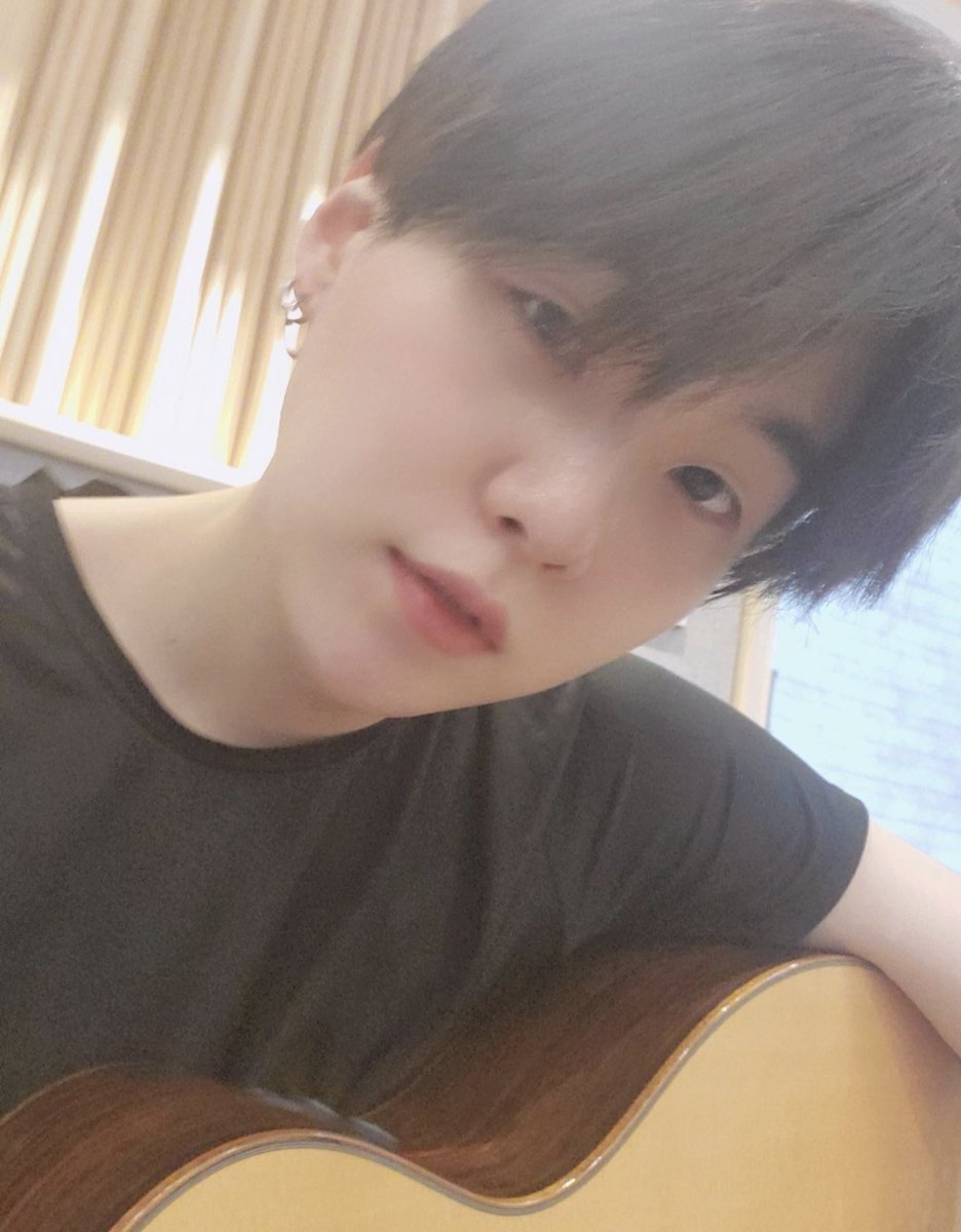 i’ll end with guitar boy . play your sweet tunes , guitar boy, lure me in with your gentle gaze and soft melodies , play wonderwall and let the world fall at your feet