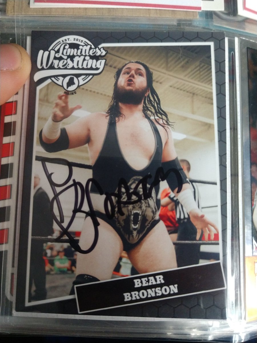 Todays collection show off is of none other than @_thedeadbear . Super talented wrestler and one half of the bear country tag team. Hope to see you back in the ring real soon. #autograph #wrestling #wrestlingtradingcards #WrestlingCommunity #WrestlingTwitter