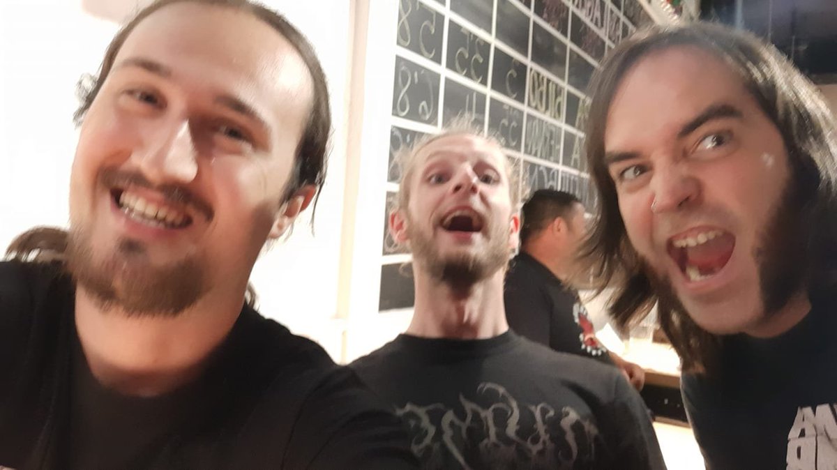 hilotzofficial's tweet photo. π₯ Tonight, we celebrate π₯
#Hilotz #Aske #NewAlbum #Thrash #Death #Black #Metal #BeerBeerBeer #OrekaTaberna https://t.co/w19V8SU2bI