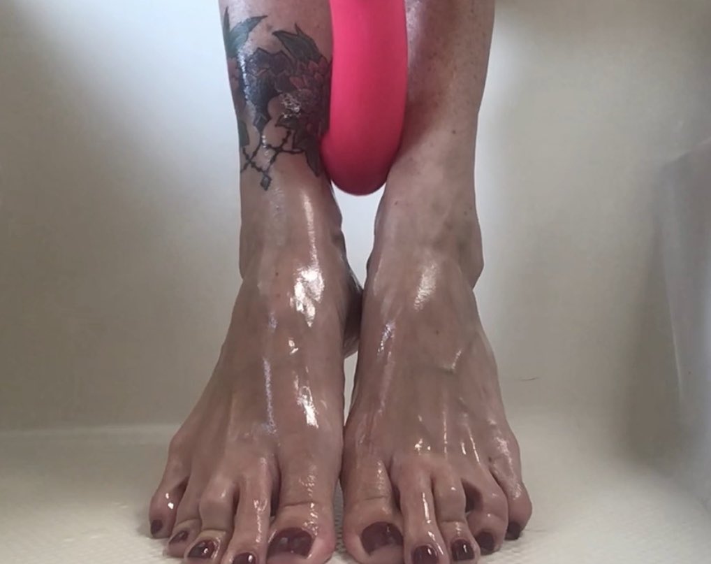 PHensile's tweet photo. Oo, what naughtiness have I been up to? Find out on my onlyfans https://t.co/iMAZZgcBGJ or get your own custom video! https://t.co/LwCVjY8x7m