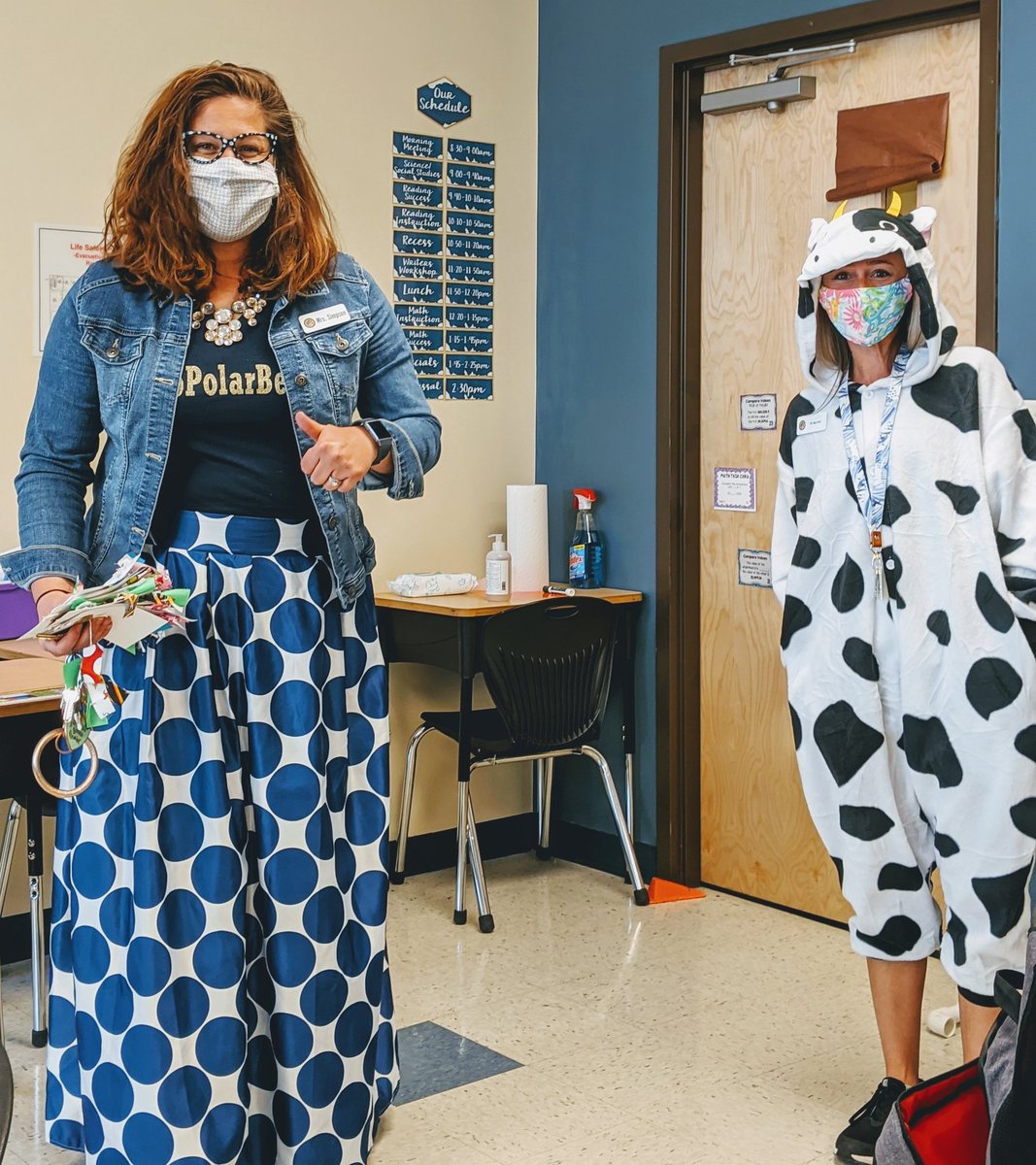 How did you do #InternationalDotDay? #UPAisBacktoSchool #create #collaborate <a href="/DotClubConnect/">International Dot Day</a> <a href="/jesseleighhogan/">Jesse Hogan</a> <a href="/CSUSAJonHage/">Jon Hage</a>