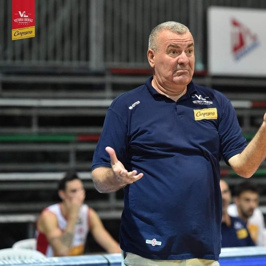 ClubTonucci's tweet photo. The philosophy of thought of coach Repesa  : you play if you always do your best and defend" https://t.co/63Yo4MgWkT