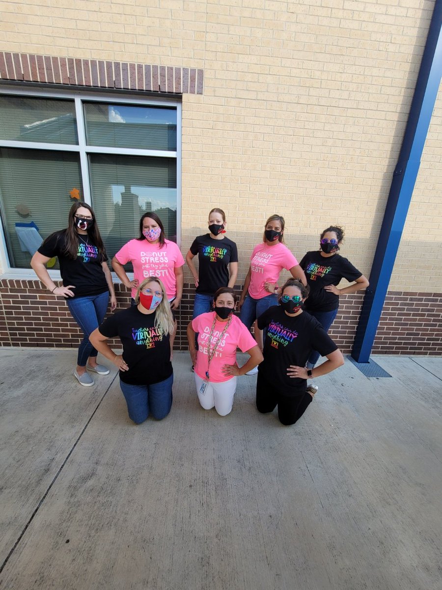 Andrea Zelenak tweet media