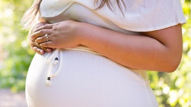 AlexandraAulich's tweet photo. Same study, new name: The CUB Study.  Inviting pregnant women with a family history of autism, ADHD or ID.  2-year research program commencing antenatally supporting parents &amp; baby's early communication &amp; development.  https://t.co/4ueccPHn3k #autismearlyintervention #ASDresearch https://t.co/48htv9vTui