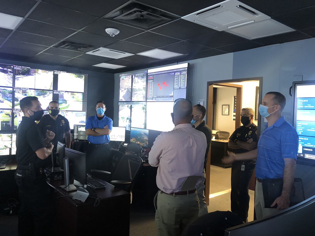 Today we had visitors from the @PolkCoSheriff’s office visit our @MiamiPD’s Real Time Crime Center to share ideas and strategies to continue keeping our communities safe. Thank you for stopping by ! @jrodriguezMPD @AAguilarMPD @Jcolina67 @na229grad #Partnerships #SafestCity