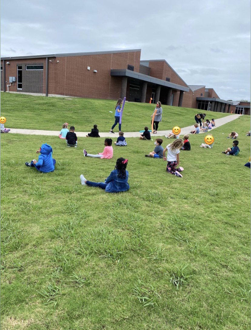 KinderMitchell's tweet photo. Social distancing at recess with kindergarteners...? Bring out the pool noodles as a visual reminder! 😂🤪 #MitchellRocks #WeLoveRecess! https://t.co/r3mgTiiNXv