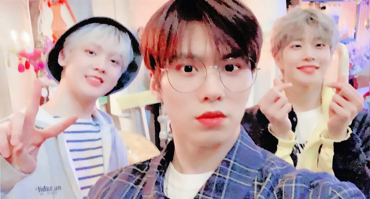 offcl_astrx's tweet photo. ㅤ› / 星 / 𝐍𝐎𝐑𝐓𝐇𝐄𝐍 𝐋𝐈𝐆𝐇𝐓𝐒 ¡* wᥲnnᥲ b(ǝ.) чour 𝐥𝐢𝐠𝐡𝐭 花咲 / : wᥱ ᥲrᥱ 🌸_· ᥲt #CHEERFULTWEECY ¿ ꜜ 

¡Sagitta, Rocky y Sleèce ya estan en el comeback de las bonitas TWEECY! Mucha suertr https://t.co/FkpWgPJbZH