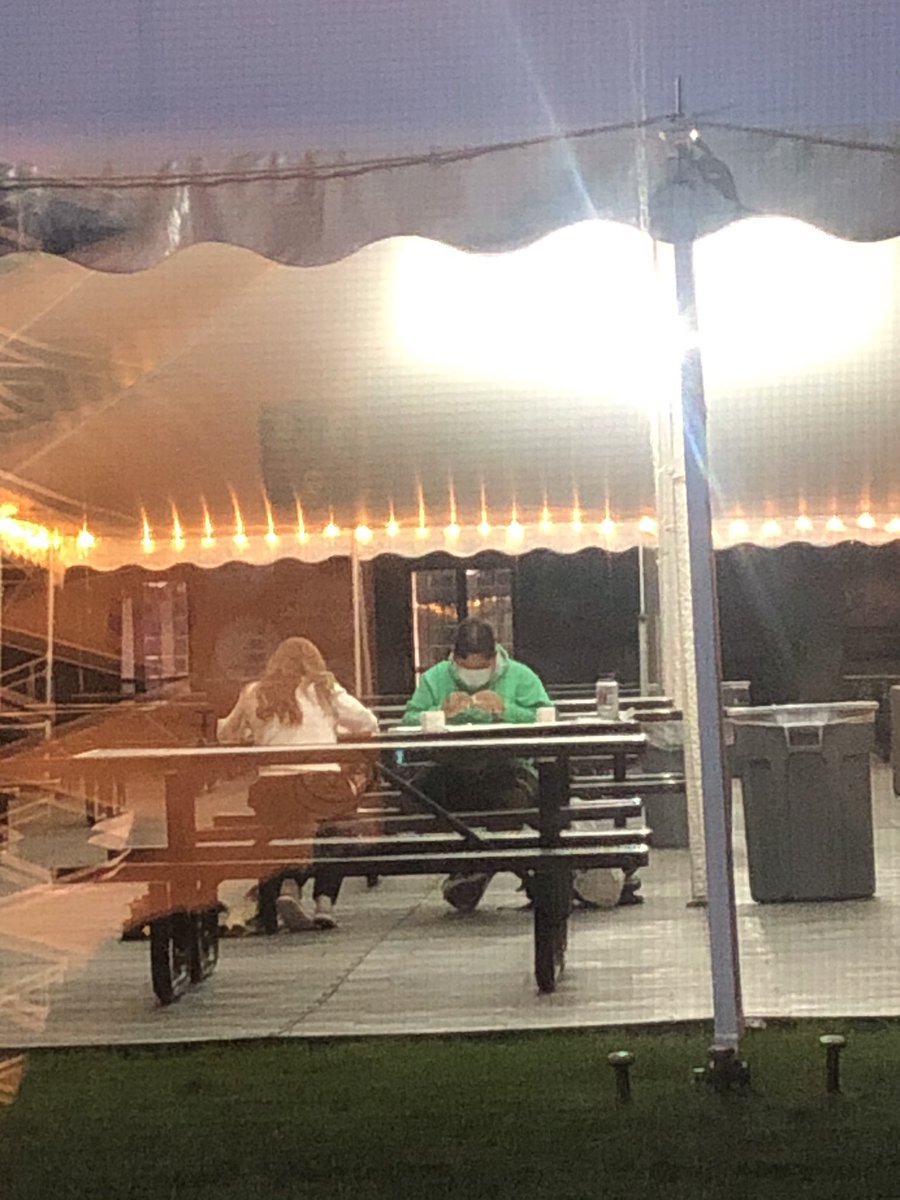 AnnamariaWenner's tweet photo. My heart is warmed seeing two students using the tent at night, wearing their masks, and complying with physical distancing protocols! โค๏ธโค๏ธโค๏ธ
#nomorethantwo #maskWITup #protectyourspot #thankyou #scenesfromadeanswindow https://t.co/n5M1LWnguU