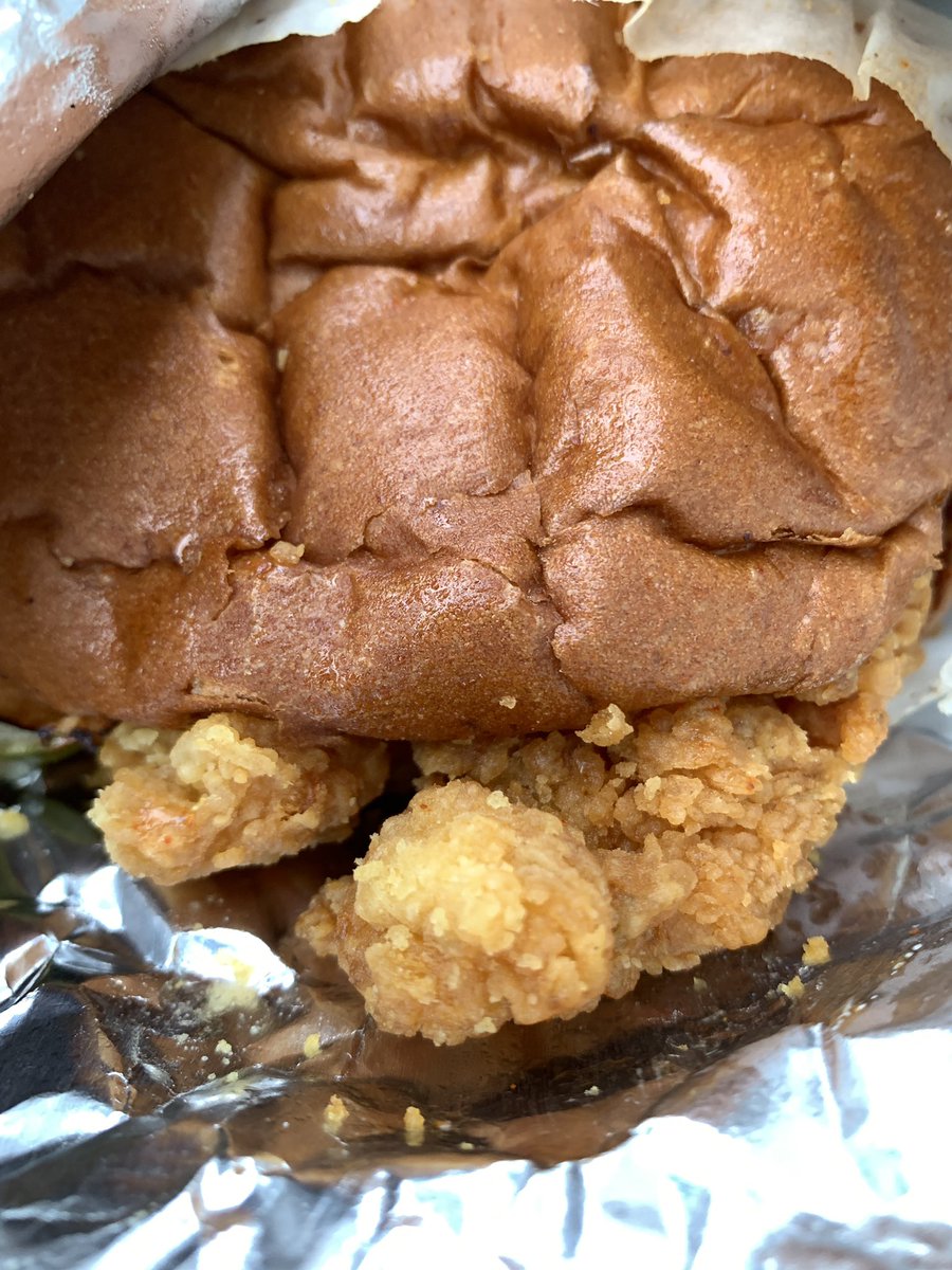 Joallore tweet media