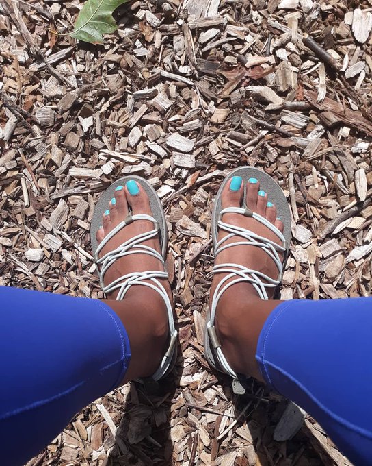 You see these toes? You belong beneath them. https://t.co/o7RDRSJg4f<a href="/tag/simps"class="tags"><span>#simps</span></a>