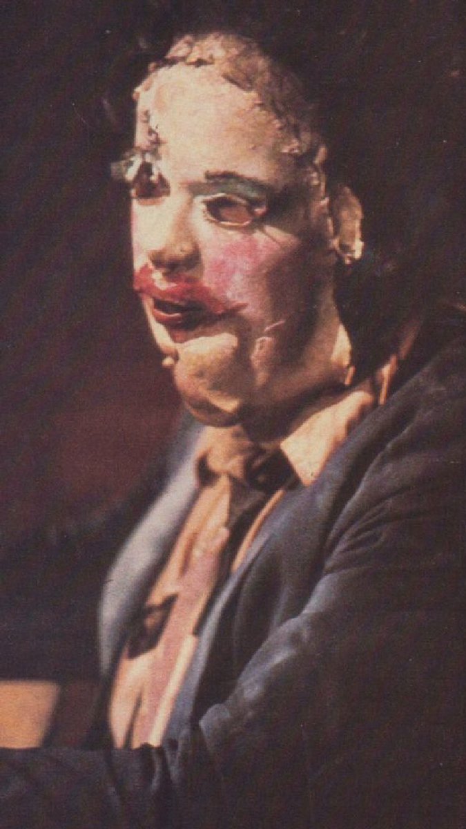 leatherfacestan's tweet photo. leatherface phone wallpapers ✨✨ https://t.co/TqX3MWVRPV