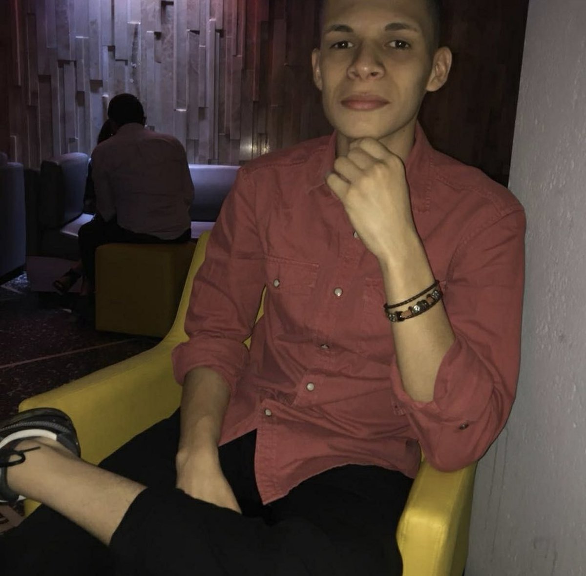 mxrbxhn's tweet photo. Niñas, cómo creen que la tenga este flaquito hetero de tegus ? 🤔🤪🍆 https://t.co/zuSQSOO5WU