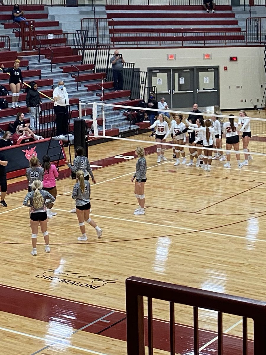 CoachTalton's tweet photo. @WarnerRobinsHS #DemonetteVolley win huge crosstown matchup vs Houston Co Lady Bears! Way to go! #GoDemonettes https://t.co/M07QulcCvK