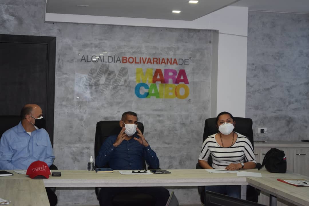 Hoy fuimos invitados por el alcalde del municipio Maracaibo Willy Casanova a una reunión para analizar el avance del proceso de registro del sistema de las RAAS, metodología para fortalecer la organización y el liderazgo de las comunidades #VenezuelaClasesADistancia